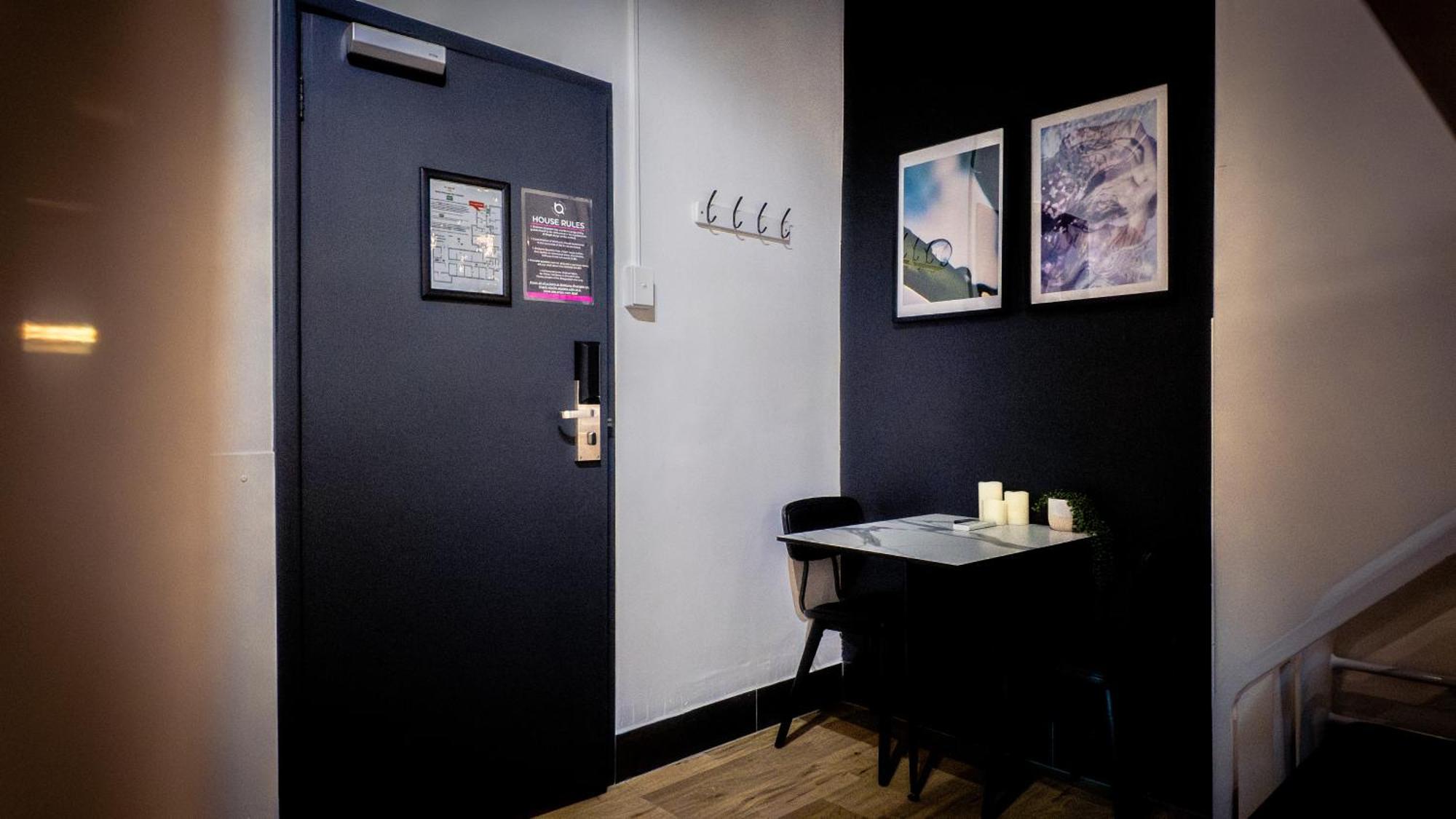 Brisbane Quarters Hostel ภายนอก รูปภาพ